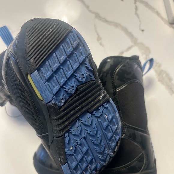 K2 mini turbo snowboard boots - Picture 2 of 3